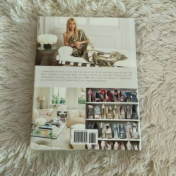 LIVING IN STYLE Book by Rachel Zoe - Picture 5 of 5